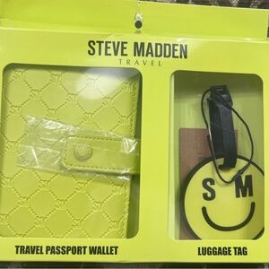 COPY - NWT-Steve madden travel passport wallet and luggage tag in cyber lime